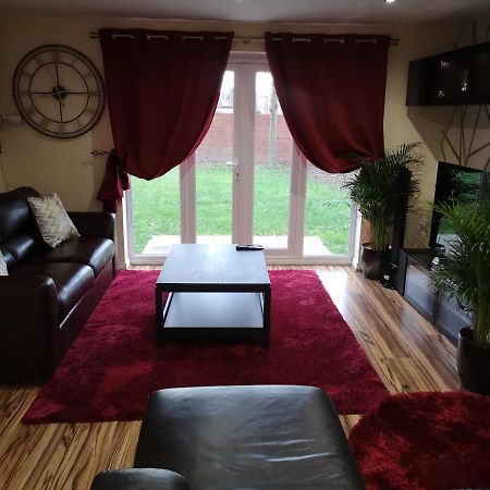 Nightingale Gardens - 4 Bed Detached House - Manchester Apartman Kültér fotó