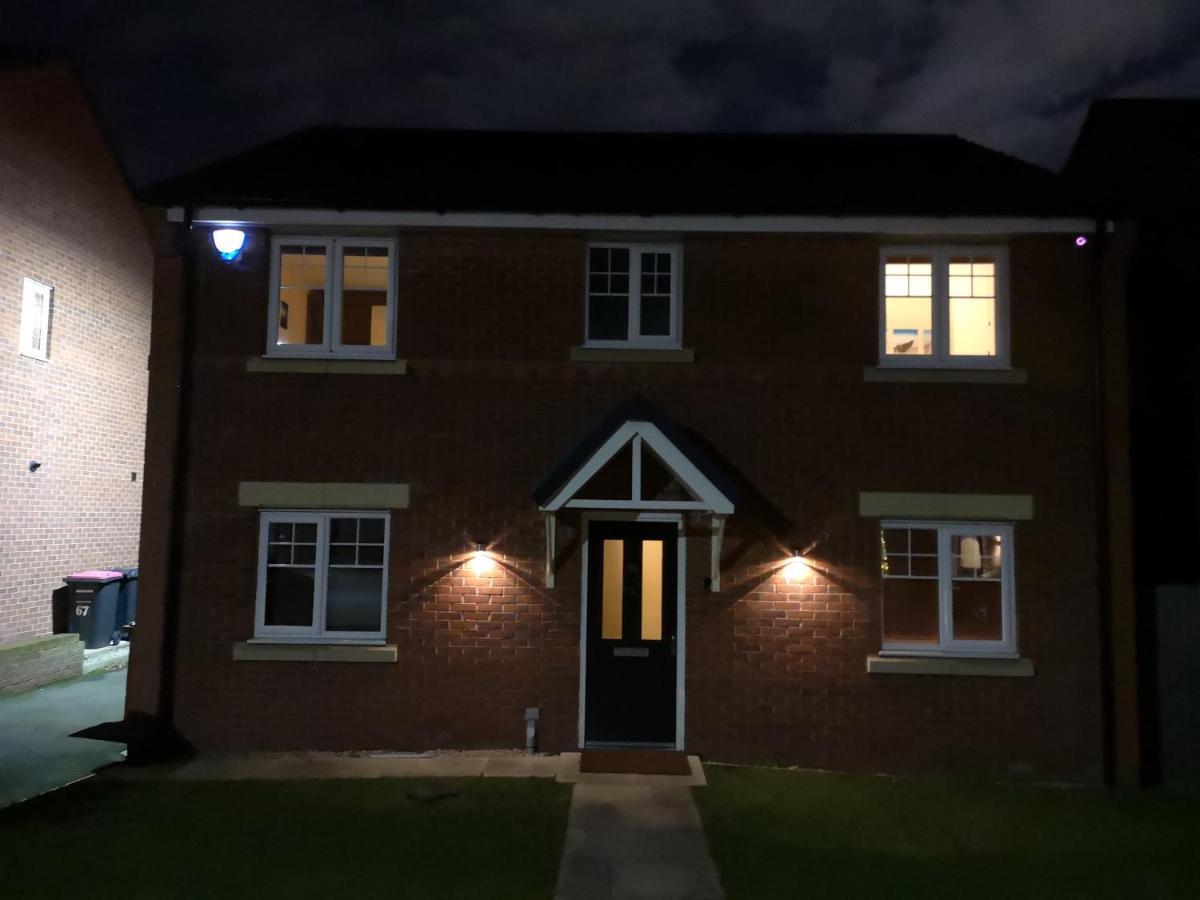 Nightingale Gardens - 4 Bed Detached House - Manchester Apartman Kültér fotó
