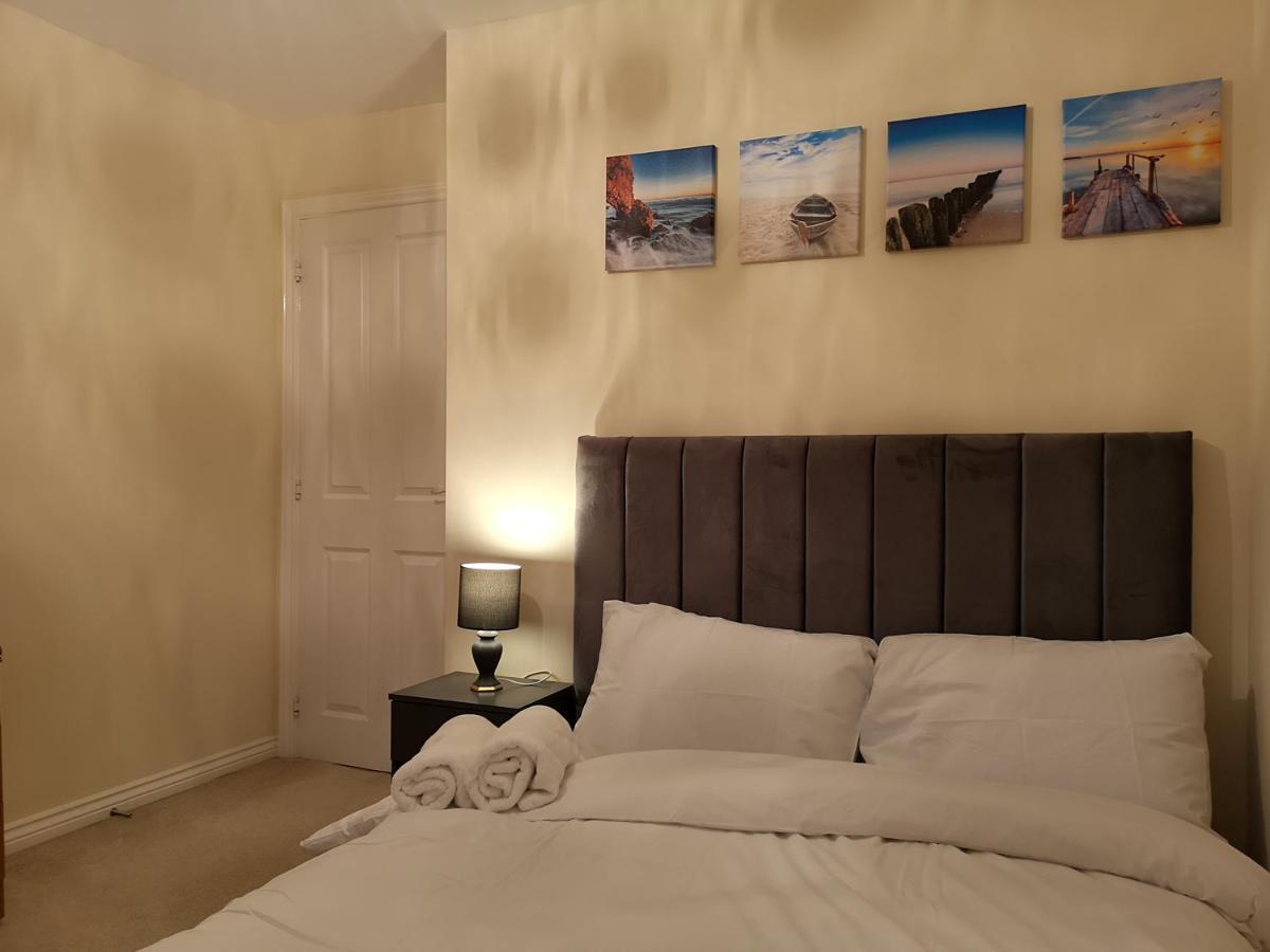Nightingale Gardens - 4 Bed Detached House - Manchester Apartman Kültér fotó