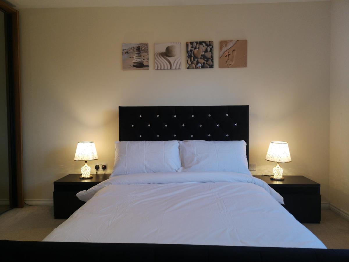 Nightingale Gardens - 4 Bed Detached House - Manchester Apartman Kültér fotó